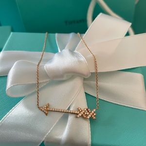Tiffany &‎ Co necklace